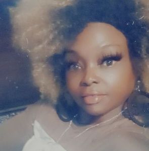 Meet your Posher, Sylvia